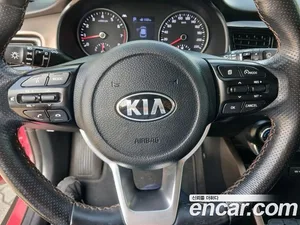 Kia Stonic, 2018 — миниатюра 15
