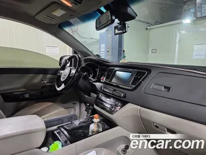 Kia Carnival, 2015 — миниатюра 9
