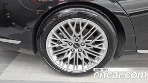 Genesis G90, 2018 — миниатюра 5