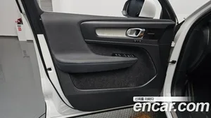 Volvo XC40, 2021 — миниатюра 13
