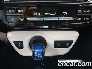 Toyota Prius, 2016 — миниатюра 17