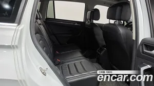 Volkswagen Tiguan, 2022 — миниатюра 12