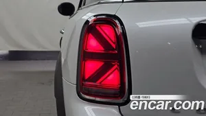 Mini Countryman, 2023 — миниатюра 9