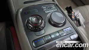 Genesis G90, 2023 — миниатюра 12