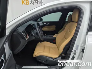 Volvo S60, 2023 — миниатюра 10