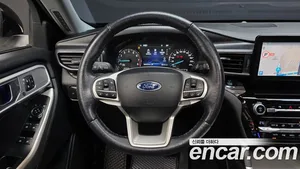 Ford Explorer, 2021 — миниатюра 13