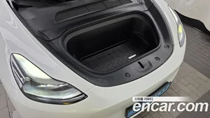 Tesla Model Y, 2022 — миниатюра 6