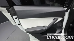 Tesla Model Y, 2022 — миниатюра 15