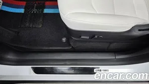 Tesla Model Y, 2022 — миниатюра 32