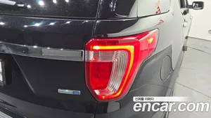 Ford Explorer, 2018 — миниатюра 9