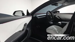 Tesla Model 3, 2024 — миниатюра 12