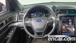 Ford Explorer, 2016 — миниатюра 13