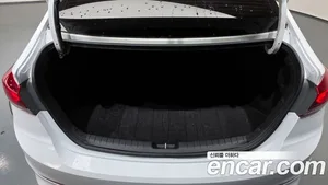 Hyundai Avante, 2017 — миниатюра 20
