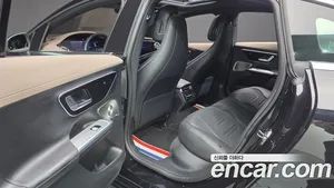 Mercedes-Benz EQE, 2023 — миниатюра 18