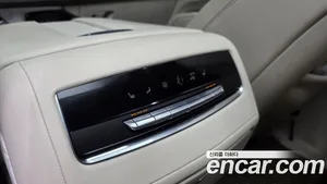 Cadillac Escalade, 2021 — миниатюра 25