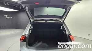 Volkswagen Tiguan, 2021 — миниатюра 25