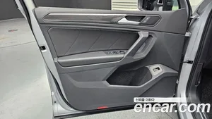 Volkswagen Tiguan, 2021 — миниатюра 13