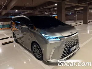 Lexus LM, 2025 — миниатюра 1