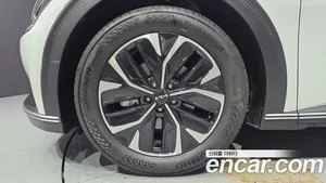 Kia EV6, 2022 — миниатюра 5