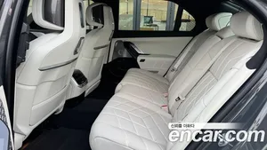 BMW i7, 2024 — миниатюра 14