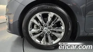 Kia Carnival, 2015 — миниатюра 4