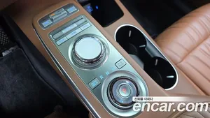 Genesis GV70, 2023 — миниатюра 12