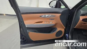Genesis GV70, 2023 — миниатюра 14