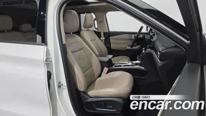 Ford Explorer, 2021 — миниатюра 12