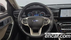 Ford Explorer, 2021 — миниатюра 13