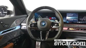 BMW 7-Series, 2023 — миниатюра 13