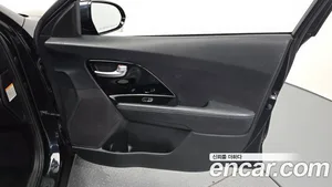 Kia Niro, 2016 — миниатюра 14