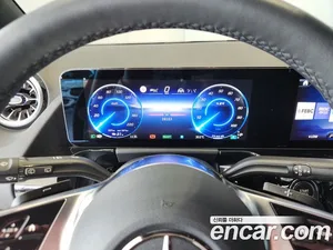 Mercedes-Benz EQA, 2025 — миниатюра 13