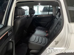 Volkswagen Tiguan, 2021 — миниатюра 11