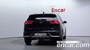 Kia Niro, 2017 — миниатюра 4