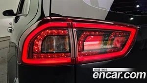 Kia Niro, 2017 — миниатюра 9