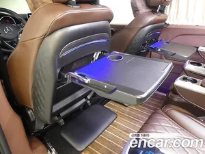 Mercedes-Benz V-Class, 2023 — миниатюра 16