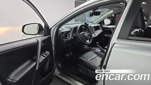 Toyota RAV4, 2015 — миниатюра 10
