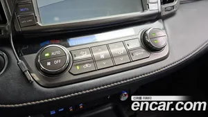 Toyota RAV4, 2015 — миниатюра 13