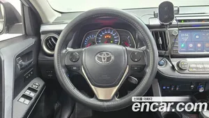 Toyota RAV4, 2015 — миниатюра 14