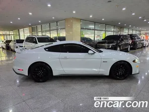Ford Mustang, 2022 — миниатюра 5