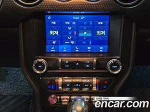 Ford Mustang, 2022 — миниатюра 11