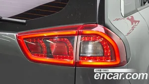 Kia Niro, 2016 — миниатюра 8