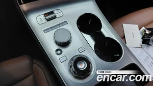 Genesis GV70, 2024 — миниатюра 12