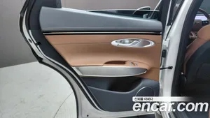 Genesis GV70, 2024 — миниатюра 15