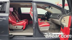 Kia Carnival, 2016 — миниатюра 15