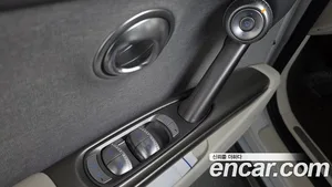 Genesis GV60, 2023 — миниатюра 26