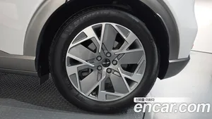 Genesis GV60, 2023 — миниатюра 7