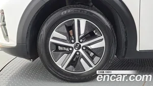 Kia Niro, 2020 — миниатюра 5