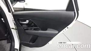 Kia Niro, 2020 — миниатюра 15