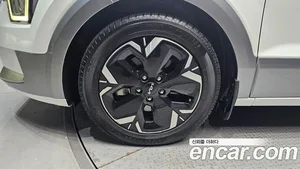 Kia Niro, 2022 — миниатюра 5